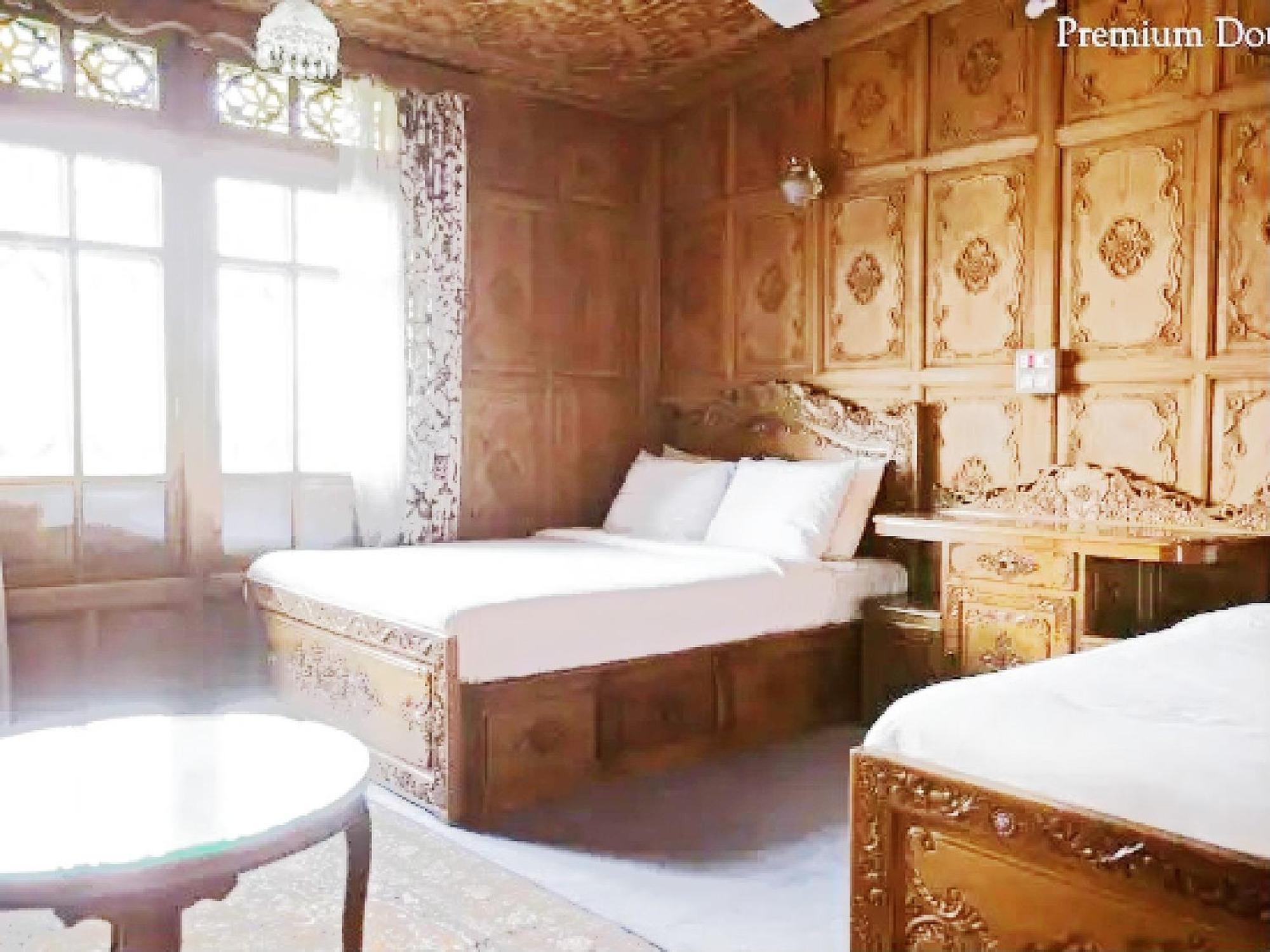 Mascot Houseboats Hotel Srinagar  Ngoại thất bức ảnh