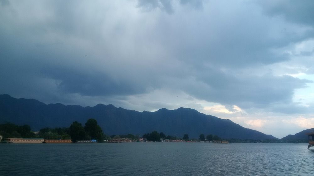Mascot Houseboats Hotel Srinagar  Ngoại thất bức ảnh